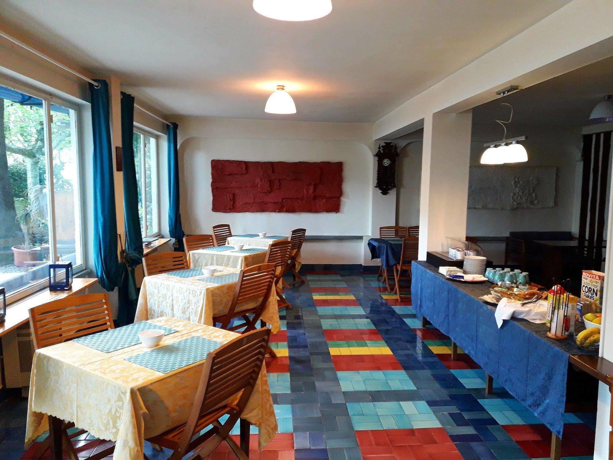 Hotel Nautilus Вальмадрера Экстерьер фото